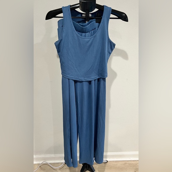 Ekouaer amazon Brand new two piece wide leg Blue Sleeveless Jumpsuit. Medium - Picture 1 of 10